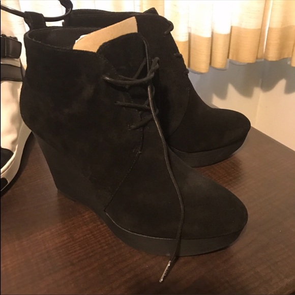 Michael kors suede wedge booties (brand new) - Picture 2 of 3